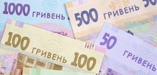 Ретроспектива зарплат: як вони змінювалися за часи незалежності України