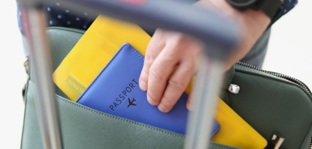 Від 30 до 180 днів: де українці можуть перебувати без візи та скільки коштує в’їзд