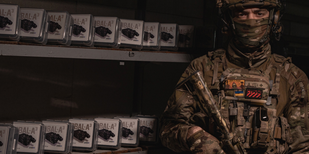 Військовий Азов із лазерними цілевказівниками які придбані завдяки підписникам СТРУМ