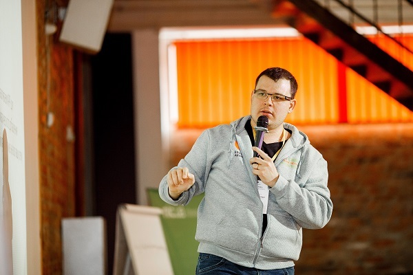 Дмитрий Петренко, арбитраж трафика